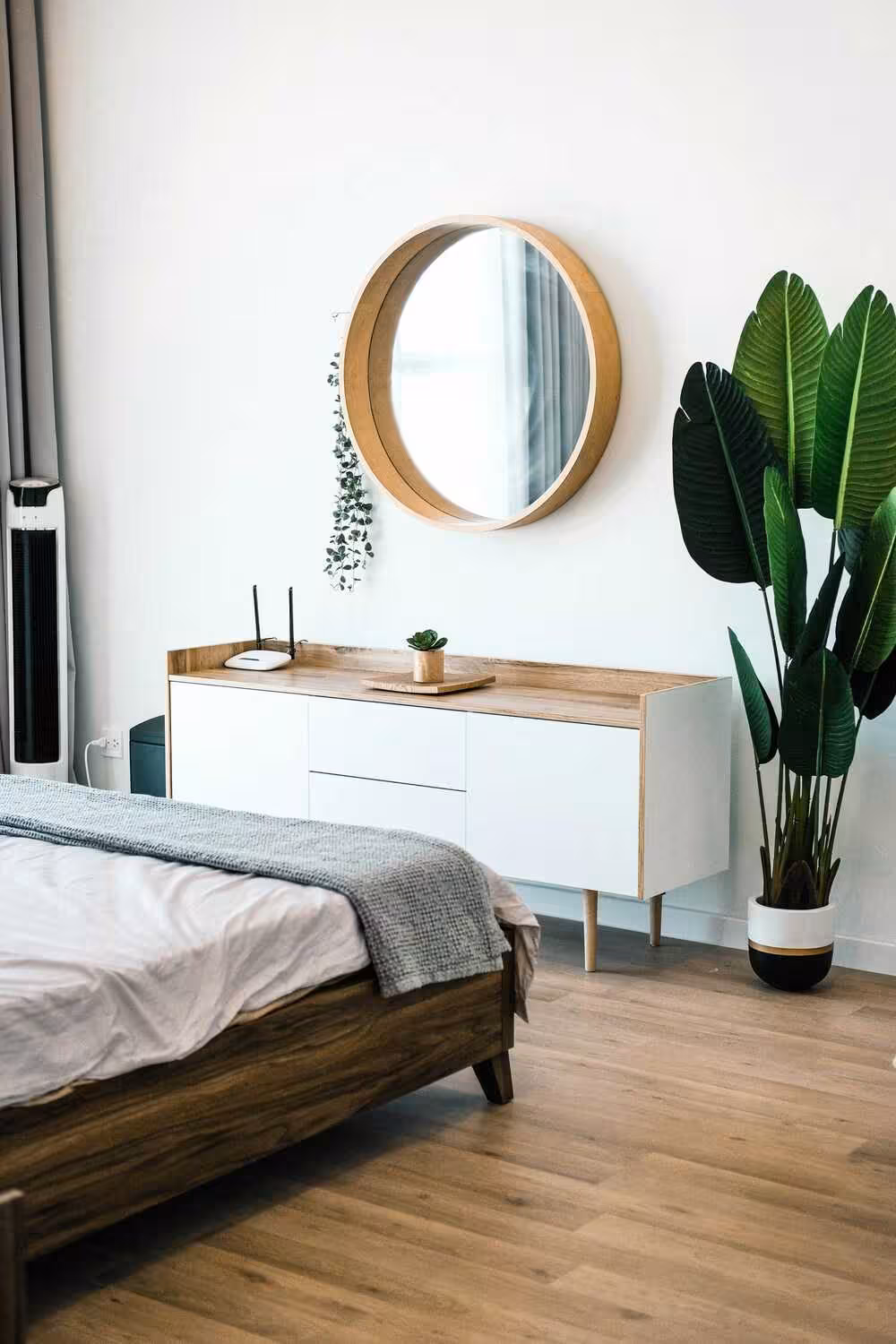 Design ideas for smaller bedroom with mirror included