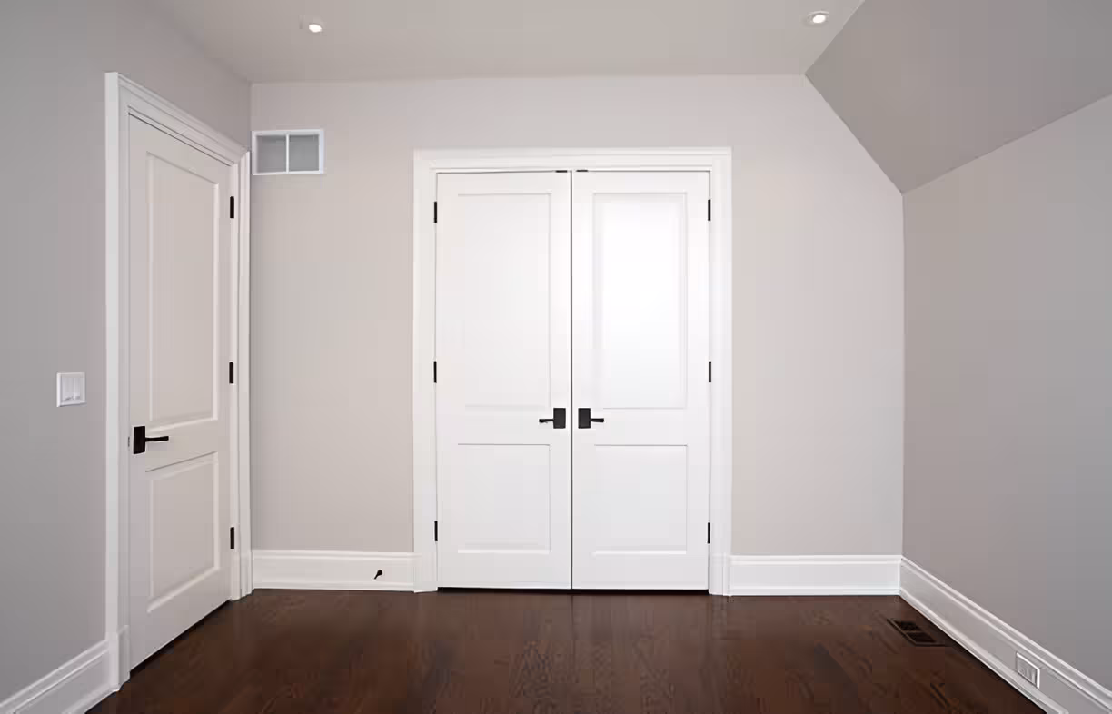 An image showcasing the average bedroom door dimension in the US